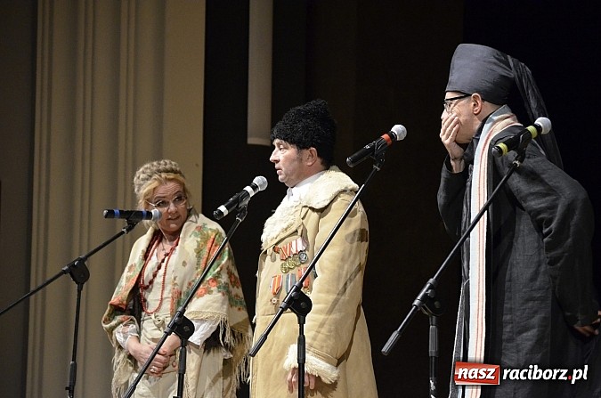 Zdjęcie w galerii na portalu naszraciborz.pl: Kabaret pod Wyrwigroszem bawił w RCK wiadomości z regionu