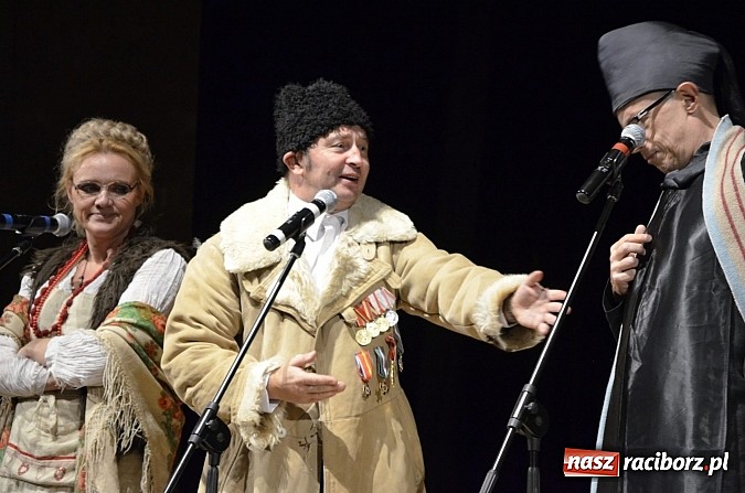 Zdjęcie w galerii na portalu naszraciborz.pl: Kabaret pod Wyrwigroszem bawił w RCK wiadomości z regionu