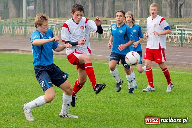 Zdjęcie w galerii na portalu naszraciborz.pl: Ikar Racibórz nie sprostał Gwarkowi Zabrze wiadomości z regionu