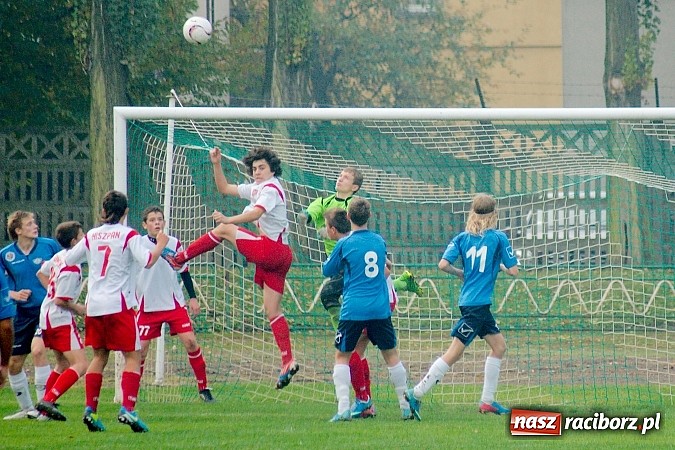 Zdjęcie w galerii na portalu naszraciborz.pl: Ikar Racibórz nie sprostał Gwarkowi Zabrze wiadomości z regionu