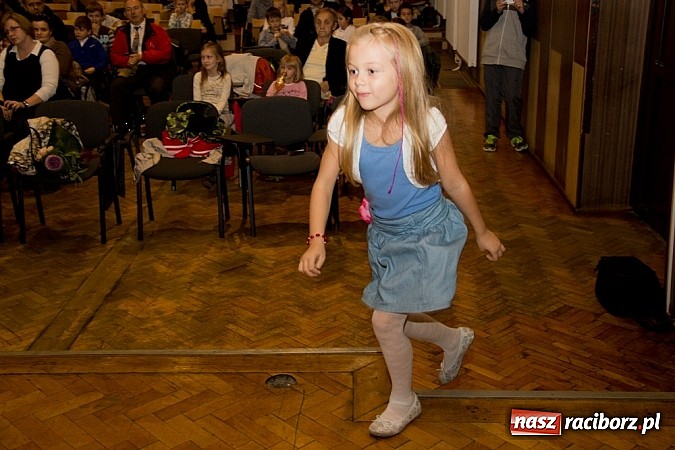 Zdjęcie w galerii na portalu naszraciborz.pl: Uniwersytet Pierwszego Wieku zainaugurował rok akademicki wiadomości z regionu