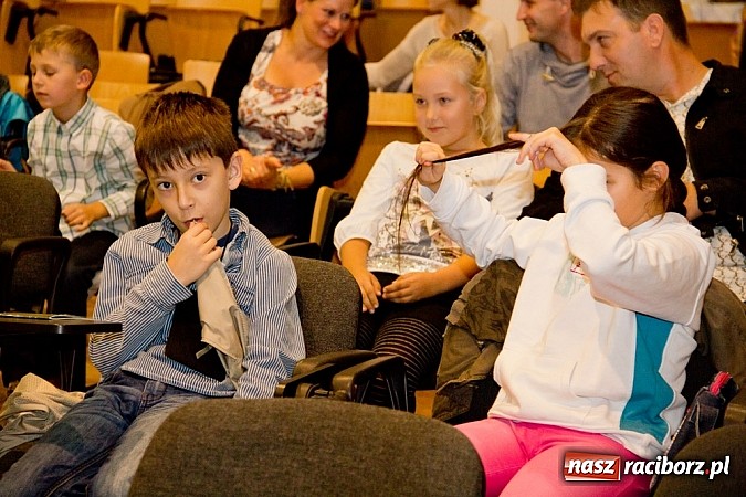 Zdjęcie w galerii na portalu naszraciborz.pl: Uniwersytet Pierwszego Wieku zainaugurował rok akademicki wiadomości z regionu