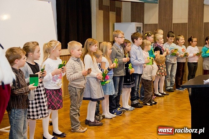 Zdjęcie w galerii na portalu naszraciborz.pl: Uniwersytet Pierwszego Wieku zainaugurował rok akademicki wiadomości z regionu