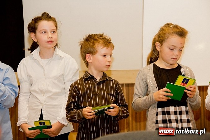 Zdjęcie w galerii na portalu naszraciborz.pl: Uniwersytet Pierwszego Wieku zainaugurował rok akademicki wiadomości z regionu