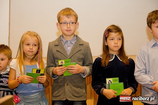 Zdjęcie w galerii na portalu naszraciborz.pl: Uniwersytet Pierwszego Wieku zainaugurował rok akademicki wiadomości z regionu