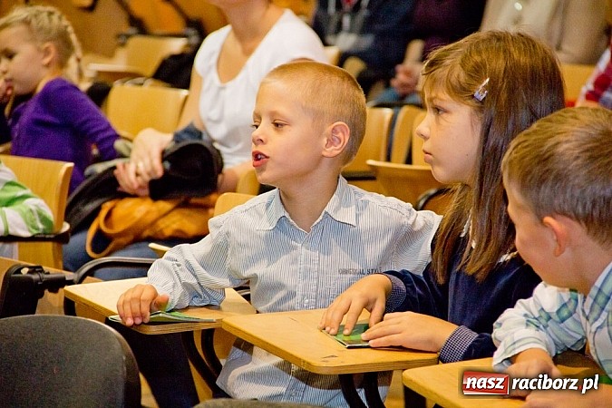 Zdjęcie w galerii na portalu naszraciborz.pl: Uniwersytet Pierwszego Wieku zainaugurował rok akademicki wiadomości z regionu