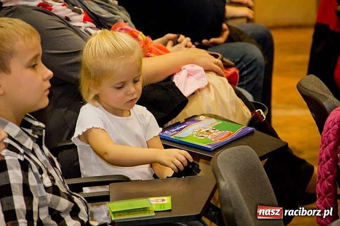 Zdjęcie w galerii na portalu naszraciborz.pl: Uniwersytet Pierwszego Wieku zainaugurował rok akademicki wiadomości z regionu