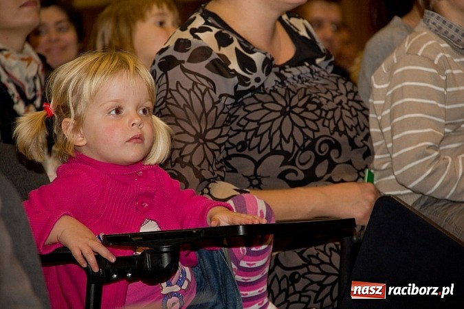 Zdjęcie w galerii na portalu naszraciborz.pl: Uniwersytet Pierwszego Wieku zainaugurował rok akademicki wiadomości z regionu