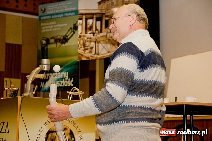 Zdjęcie w galerii na portalu naszraciborz.pl: Uniwersytet Pierwszego Wieku zainaugurował rok akademicki wiadomości z regionu