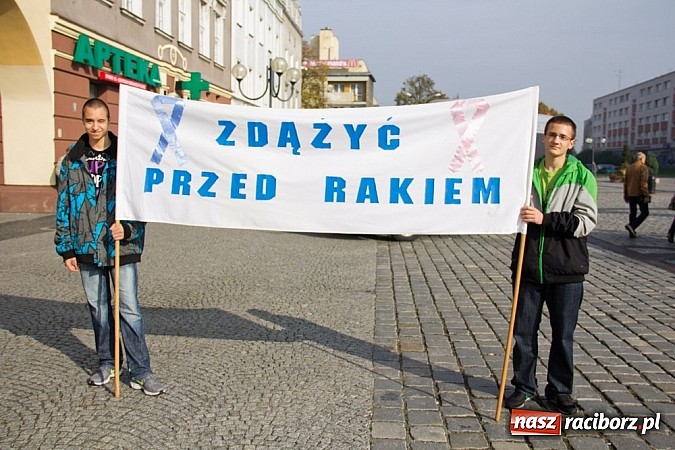Zdjęcie w galerii na portalu naszraciborz.pl: 14. Marsz Nadziei przeszedł centrum Raciborza wiadomości z regionu