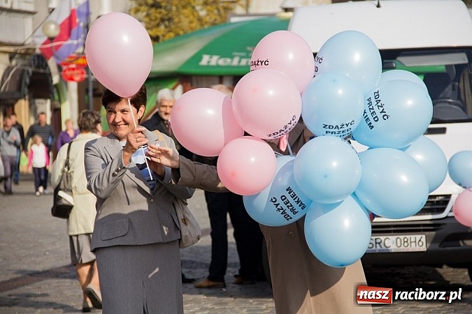 Zdjęcie w galerii na portalu naszraciborz.pl: 14. Marsz Nadziei przeszedł centrum Raciborza wiadomości z regionu