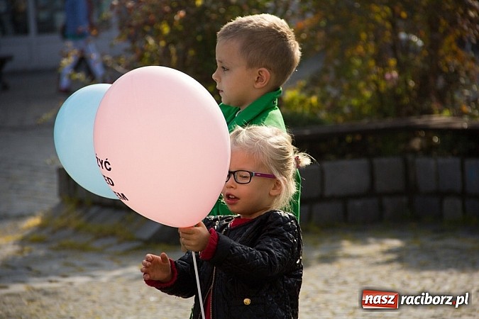 Zdjęcie w galerii na portalu naszraciborz.pl: 14. Marsz Nadziei przeszedł centrum Raciborza wiadomości z regionu