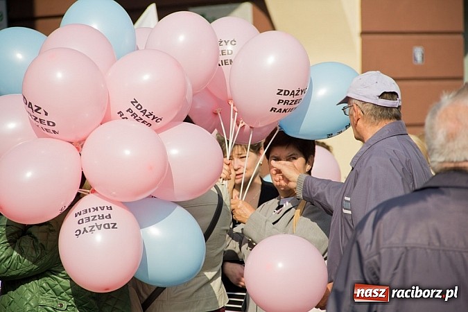Zdjęcie w galerii na portalu naszraciborz.pl: 14. Marsz Nadziei przeszedł centrum Raciborza wiadomości z regionu