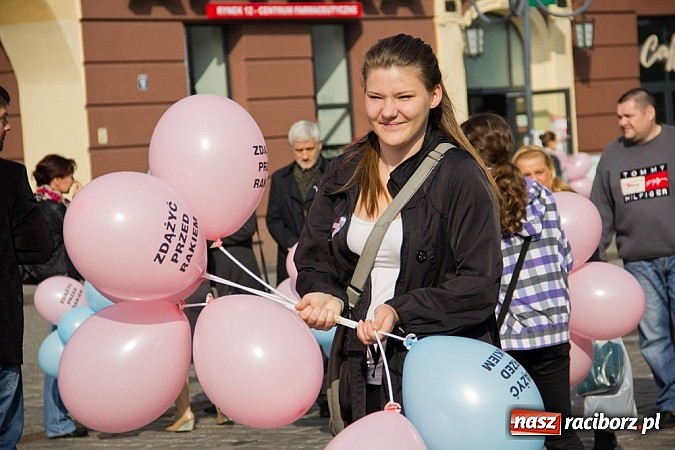 Zdjęcie w galerii na portalu naszraciborz.pl: 14. Marsz Nadziei przeszedł centrum Raciborza wiadomości z regionu