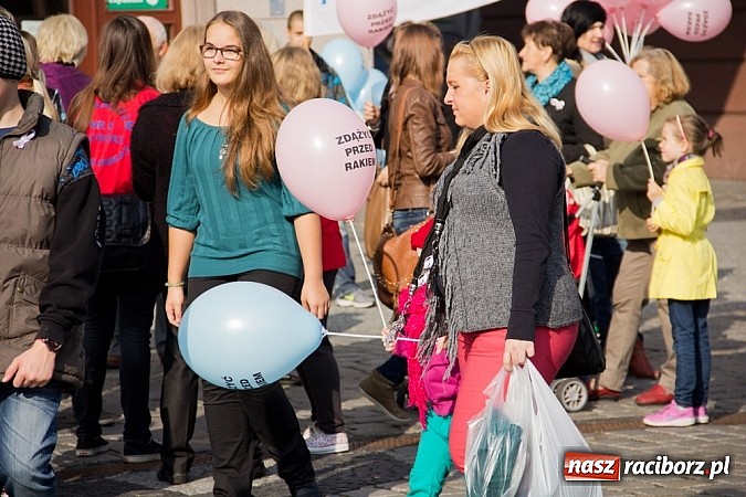 Zdjęcie w galerii na portalu naszraciborz.pl: 14. Marsz Nadziei przeszedł centrum Raciborza wiadomości z regionu