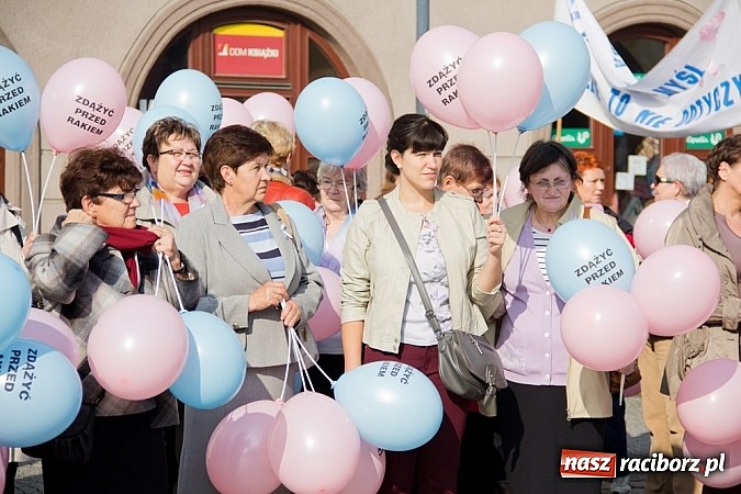 Zdjęcie w galerii na portalu naszraciborz.pl: 14. Marsz Nadziei przeszedł centrum Raciborza wiadomości z regionu