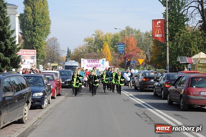 Zdjęcie w galerii na portalu naszraciborz.pl: 14. Marsz Nadziei przeszedł centrum Raciborza wiadomości z regionu