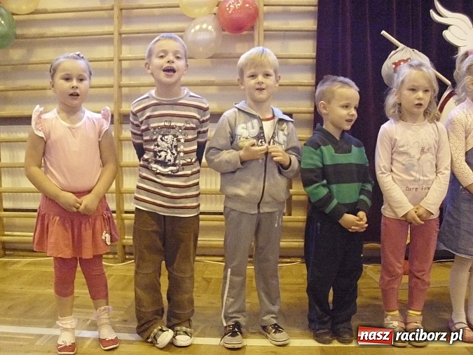 Zdjęcie w galerii na portalu naszraciborz.pl: Bezpieczny przedszkolak - piknik rodzinny w Markowicach wiadomości z regionu