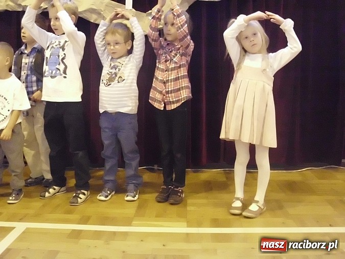 Zdjęcie w galerii na portalu naszraciborz.pl: Bezpieczny przedszkolak - piknik rodzinny w Markowicach wiadomości z regionu