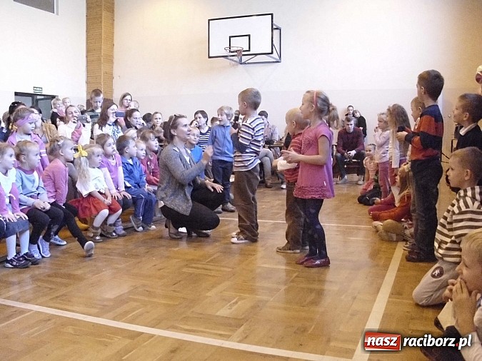 Zdjęcie w galerii na portalu naszraciborz.pl: Bezpieczny przedszkolak - piknik rodzinny w Markowicach wiadomości z regionu