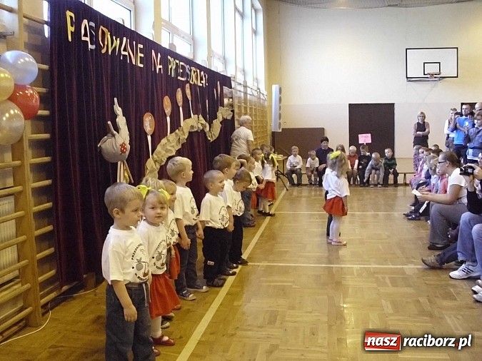 Zdjęcie w galerii na portalu naszraciborz.pl: Bezpieczny przedszkolak - piknik rodzinny w Markowicach wiadomości z regionu