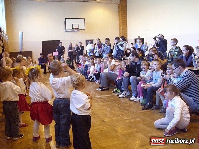 Zdjęcie w galerii na portalu naszraciborz.pl: Bezpieczny przedszkolak - piknik rodzinny w Markowicach wiadomości z regionu