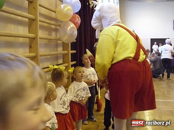 Zdjęcie w galerii na portalu naszraciborz.pl: Bezpieczny przedszkolak - piknik rodzinny w Markowicach wiadomości z regionu