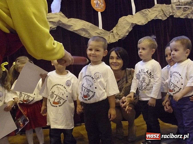 Zdjęcie w galerii na portalu naszraciborz.pl: Bezpieczny przedszkolak - piknik rodzinny w Markowicach wiadomości z regionu