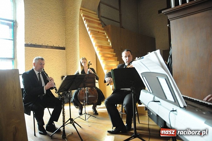 Zdjęcie w galerii na portalu naszraciborz.pl: Ocice wspominały dziś swoich dwóch wielkich kapłanów wiadomości z regionu