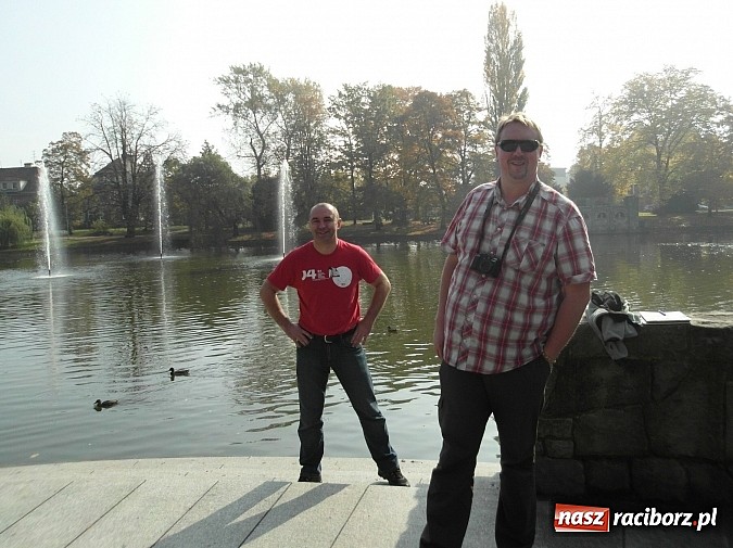 Zdjęcie w galerii na portalu naszraciborz.pl: Dalekowschodni bieg w japonkach w sercu Raciborza wiadomości z regionu