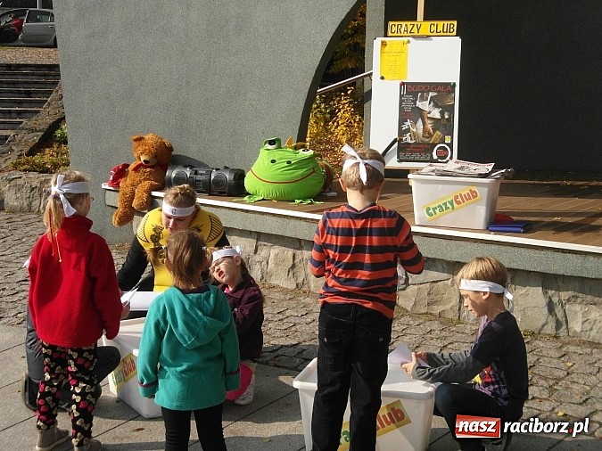 Zdjęcie w galerii na portalu naszraciborz.pl: Dalekowschodni bieg w japonkach w sercu Raciborza wiadomości z regionu