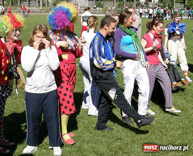 Zdjęcie w galerii na portalu naszraciborz.pl: Igrzyska Sport ku Radości rozpoczęły Juwenalia 2009 wiadomości z regionu