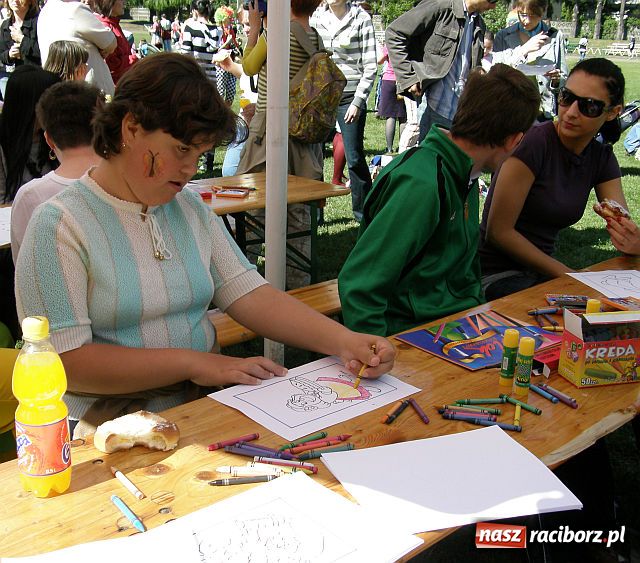 Zdjęcie w galerii na portalu naszraciborz.pl: Igrzyska Sport ku Radości rozpoczęły Juwenalia 2009 wiadomości z regionu