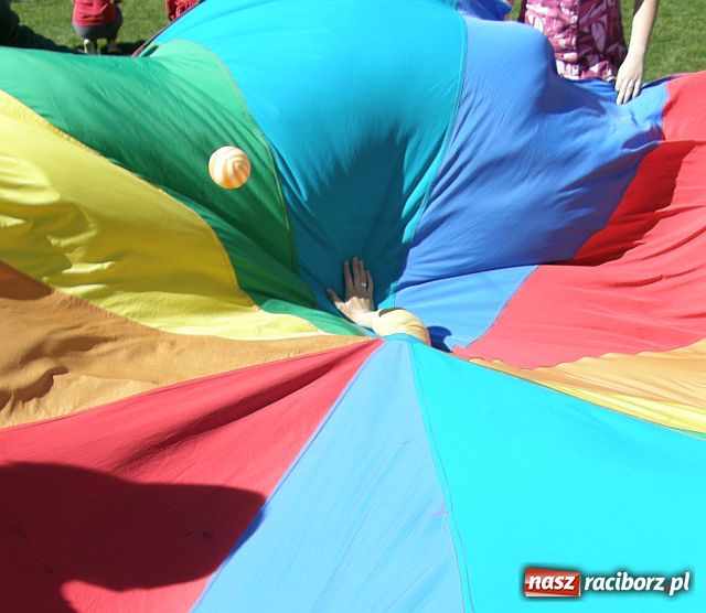 Zdjęcie w galerii na portalu naszraciborz.pl: Igrzyska Sport ku Radości rozpoczęły Juwenalia 2009 wiadomości z regionu