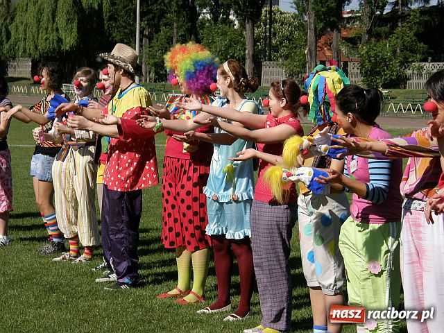 Zdjęcie w galerii na portalu naszraciborz.pl: Igrzyska Sport ku Radości rozpoczęły Juwenalia 2009 wiadomości z regionu