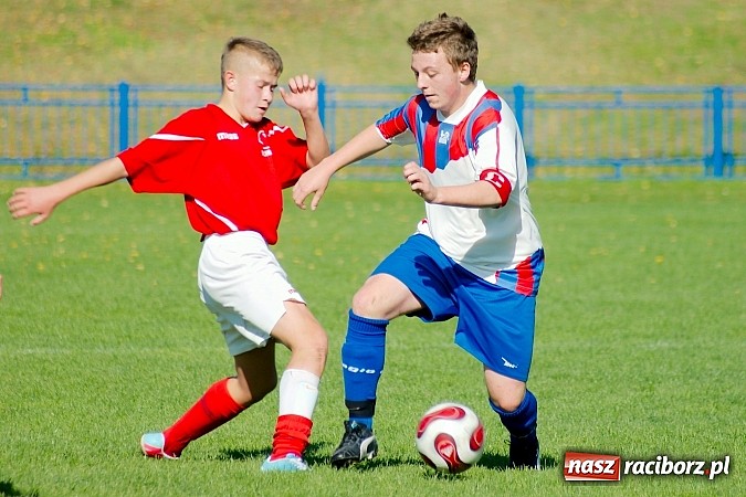 Zdjęcie w galerii na portalu naszraciborz.pl: Siedemnaście bramek przy Srebrnej. Juniorzy Unii nie dali szans graczom Cyprzanowa wiadomości z regionu