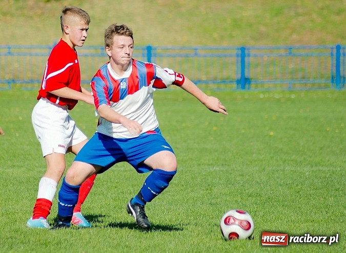 Zdjęcie w galerii na portalu naszraciborz.pl: Siedemnaście bramek przy Srebrnej. Juniorzy Unii nie dali szans graczom Cyprzanowa wiadomości z regionu