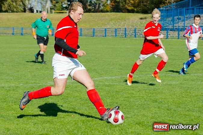 Zdjęcie w galerii na portalu naszraciborz.pl: Siedemnaście bramek przy Srebrnej. Juniorzy Unii nie dali szans graczom Cyprzanowa wiadomości z regionu