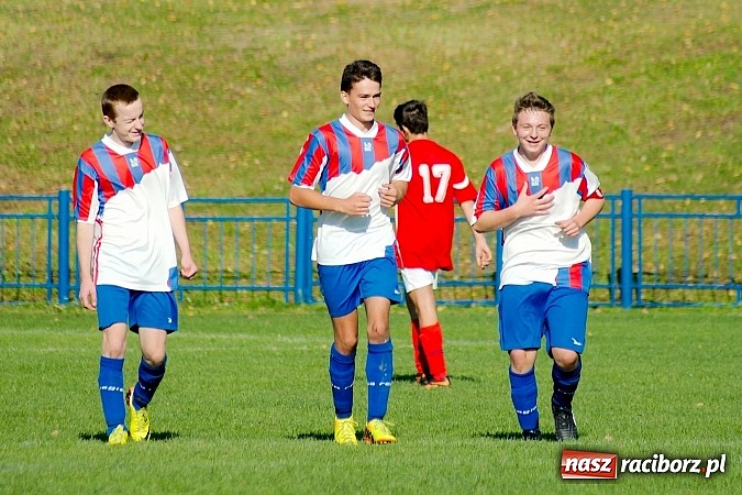 Zdjęcie w galerii na portalu naszraciborz.pl: Siedemnaście bramek przy Srebrnej. Juniorzy Unii nie dali szans graczom Cyprzanowa wiadomości z regionu