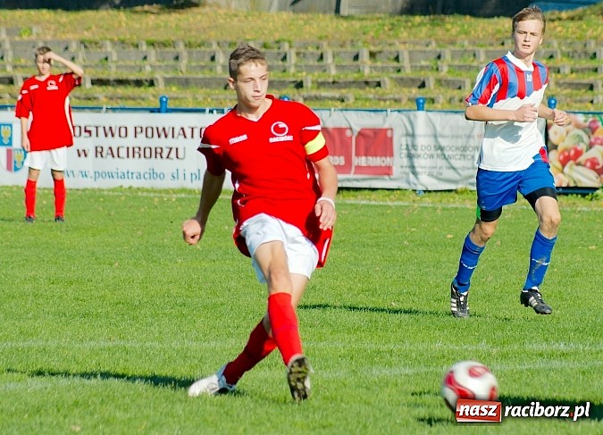 Zdjęcie w galerii na portalu naszraciborz.pl: Siedemnaście bramek przy Srebrnej. Juniorzy Unii nie dali szans graczom Cyprzanowa wiadomości z regionu