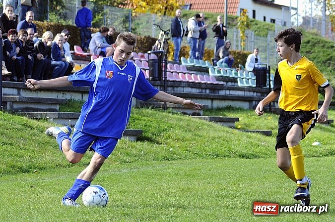 Zdjęcie w galerii na portalu naszraciborz.pl: Porażka Unii w końcówce spotkania wiadomości z regionu
