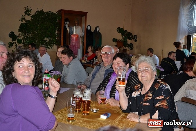Zdjęcie w galerii na portalu naszraciborz.pl: W Roszkowie zorganizowali Oktoberfest wiadomości z regionu