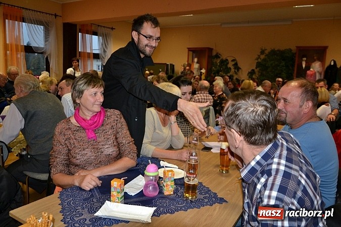 Zdjęcie w galerii na portalu naszraciborz.pl: W Roszkowie zorganizowali Oktoberfest wiadomości z regionu