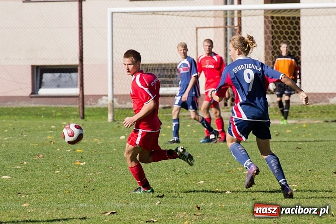 Zdjęcie w galerii na portalu naszraciborz.pl: Minimalna wygrana Krzanowic w starciu ze Studzienną wiadomości z regionu