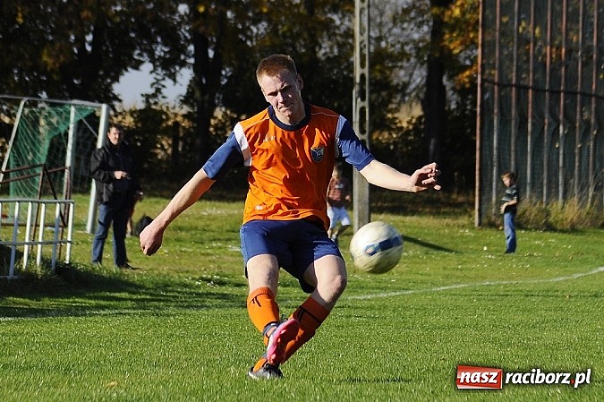 Zdjęcie w galerii na portalu naszraciborz.pl: Start rozniósł Gamów. Pięć trafień Dawida Węgrzyna wiadomości z regionu