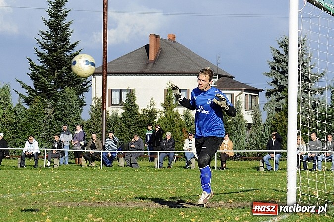Zdjęcie w galerii na portalu naszraciborz.pl: Start rozniósł Gamów. Pięć trafień Dawida Węgrzyna wiadomości z regionu