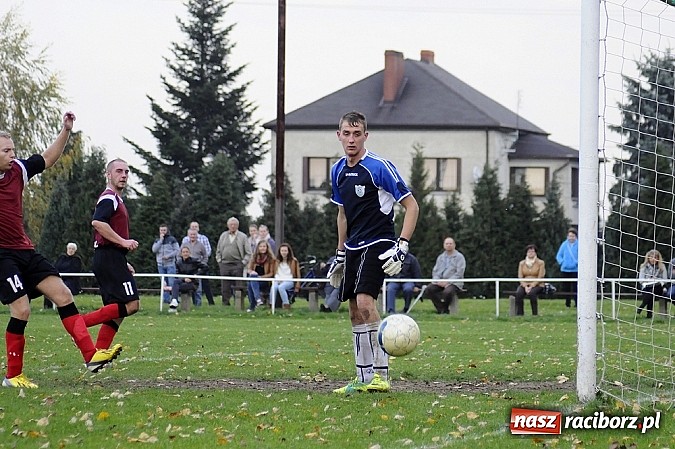 Zdjęcie w galerii na portalu naszraciborz.pl: Start rozniósł Gamów. Pięć trafień Dawida Węgrzyna wiadomości z regionu