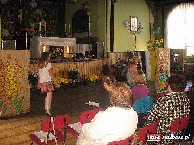 Zdjęcie w galerii na portalu naszraciborz.pl: Konkurs wiedzy o bł. Janie Pawle II z XIII Dnia Papieskiego wiadomości z regionu