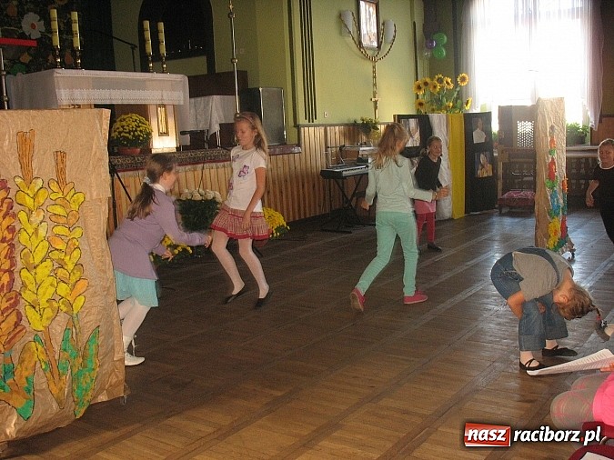 Zdjęcie w galerii na portalu naszraciborz.pl: Konkurs wiedzy o bł. Janie Pawle II z XIII Dnia Papieskiego wiadomości z regionu