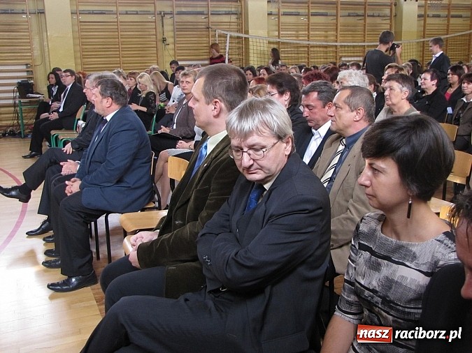 Zdjęcie w galerii na portalu naszraciborz.pl: 25 nauczycieli wyróżnionych przez starostę wiadomości z regionu